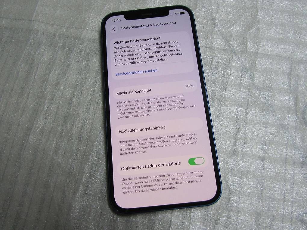 Telefoni cellulari / Smartphones: Apple I Phone 12 Blau – Usato da moosseedorf venduto da RTN10 1