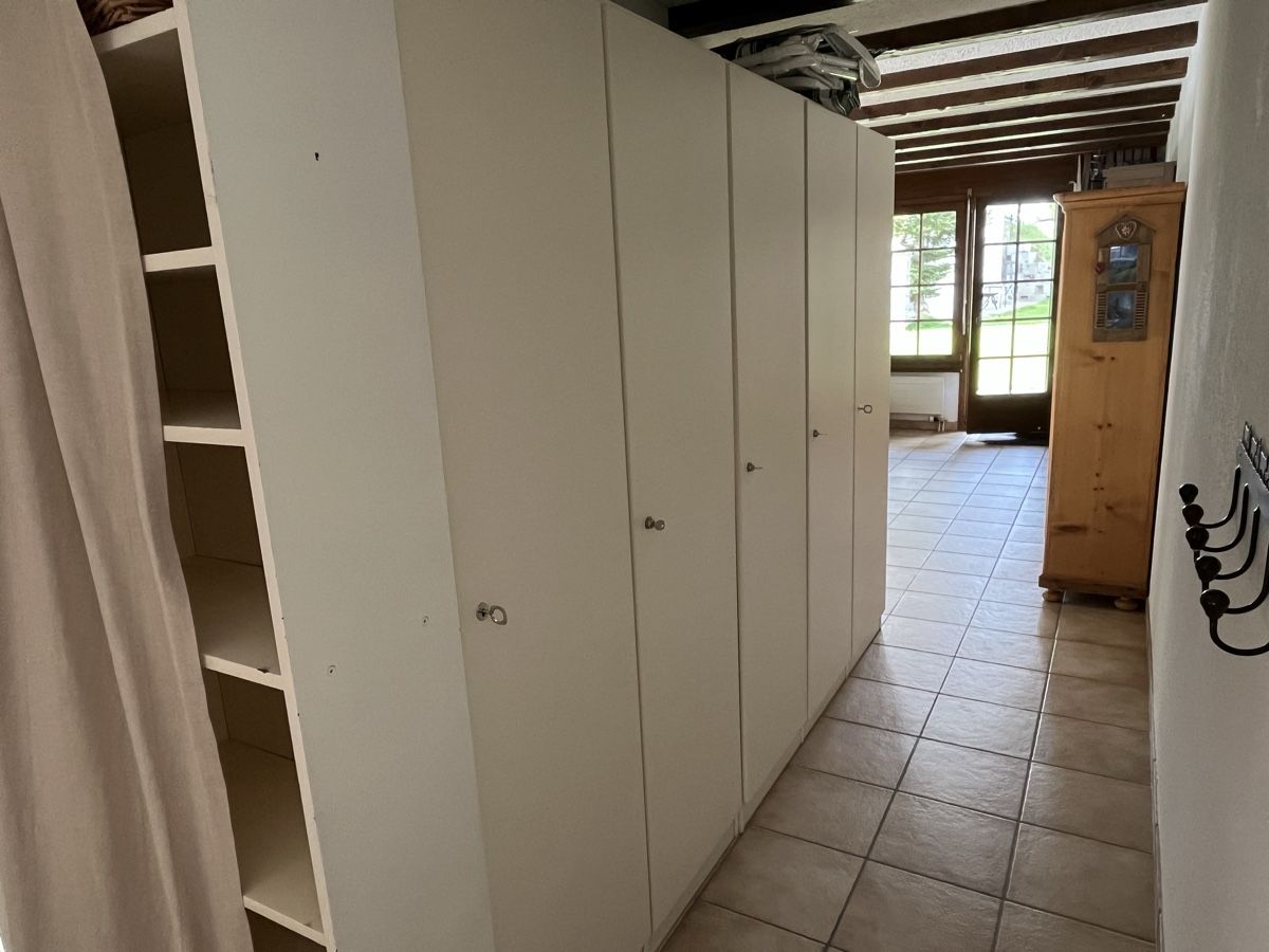 Armadi: Schrank weiss – Usato da Oberrohrdorf venduto da steffistamm 5
