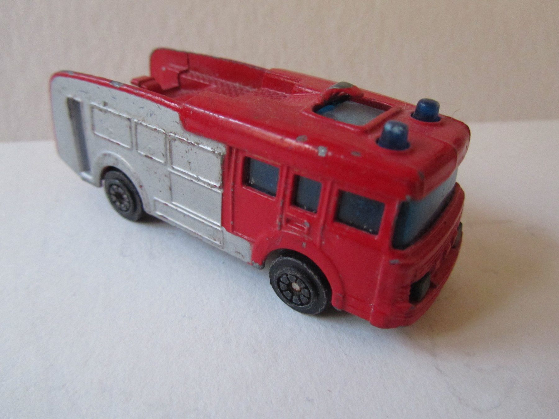 Corgi Toys Modellini d'auto: ERF Fire Tender, Corgi Juniors – Usato da Weiningen ZH venduto da dietsch57 2