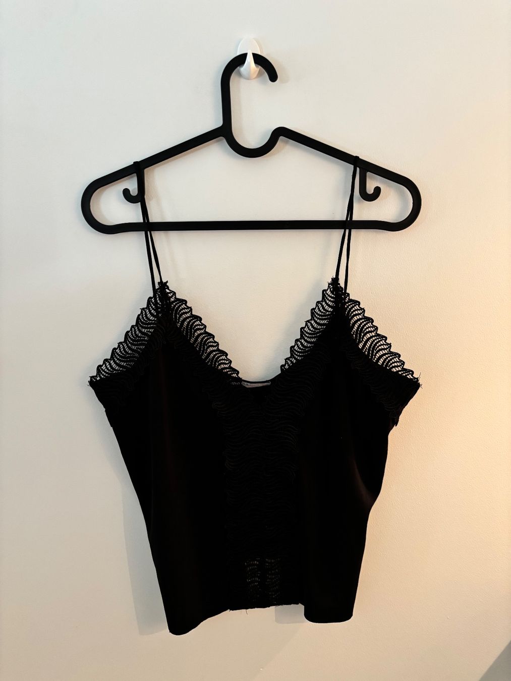 Tops: Top noir avec dentelle – Neu (gemäss Beschreibung) aus Bulle von lfr_gfx8 1