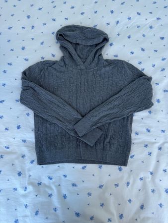 Uniqlo jumper