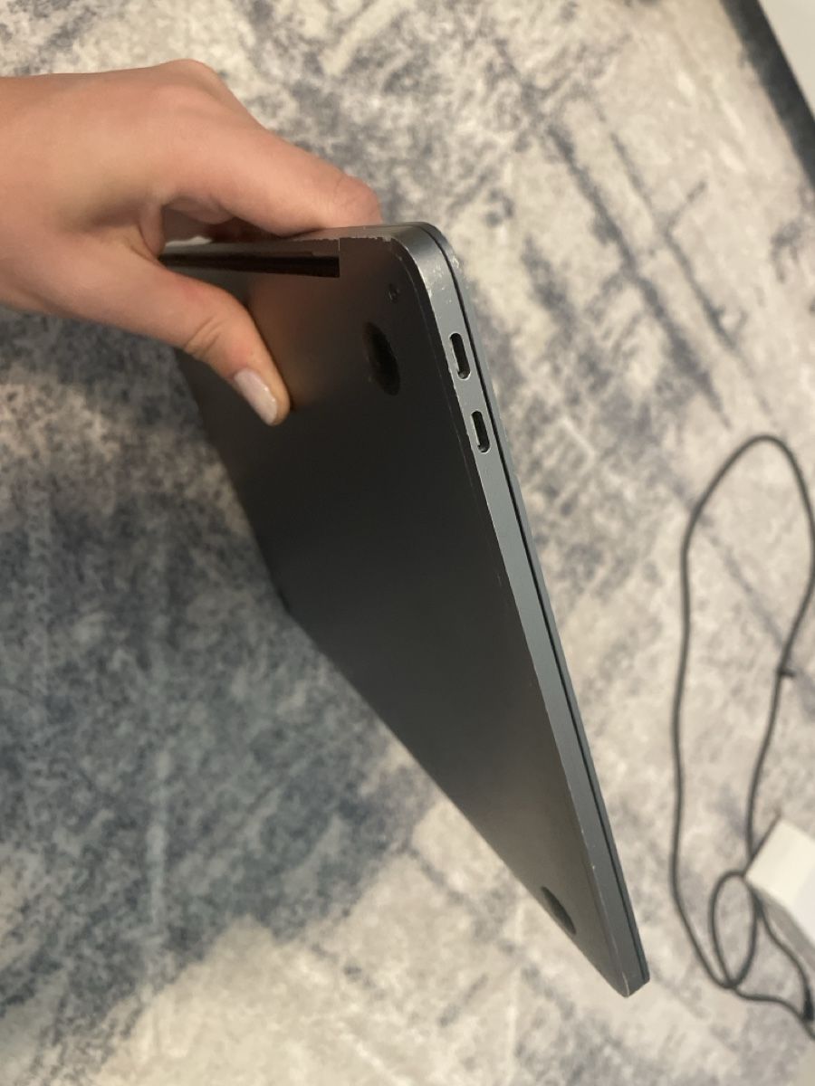 Apple Notebooks: MacBook Pro in Silber, 13 Zoll – Gebraucht aus Bubendorf von ale_6fxg 9