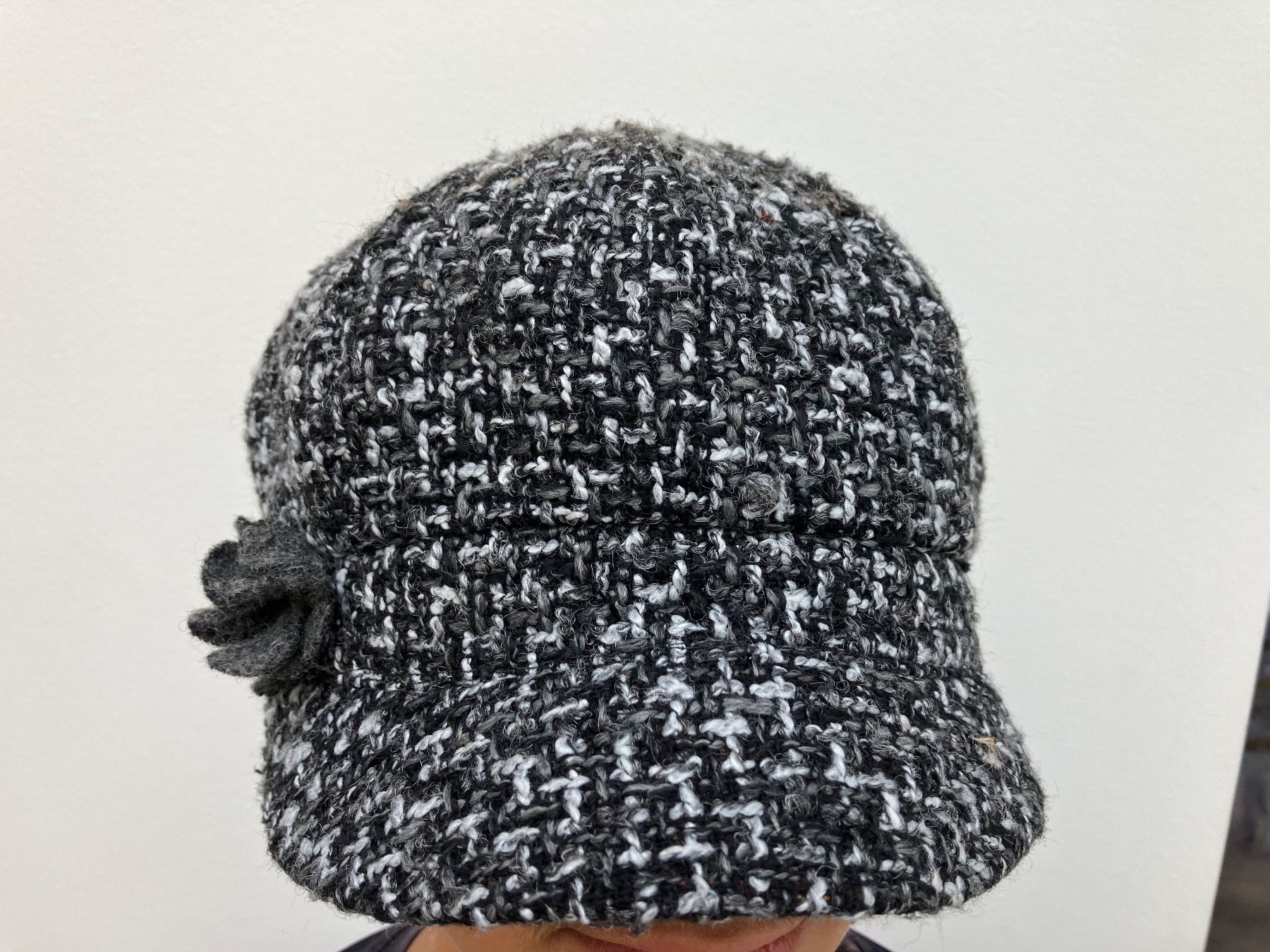 Copricapi, berretti & cappellini: Schicker warmer Damenhut – Nuovo (secondo la descrizione) da Ostermundigen venduto da bea_pjw9 2