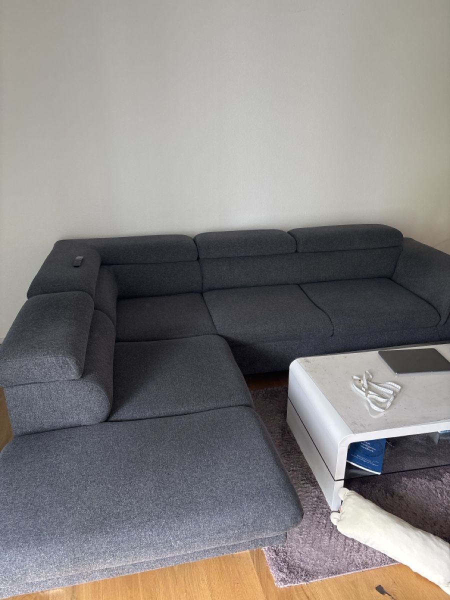 Divani: Gemütliches Ecksofa mit Schlaffunktion und Stauraum – Usato da Winterthur venduto da dze_8ll6 1