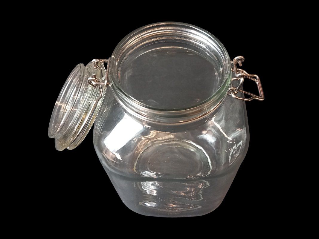 Contenitori & Simili: Glas mit Bügelverschluss – Usato da Hünenberg venduto da Restwert_Zug 2