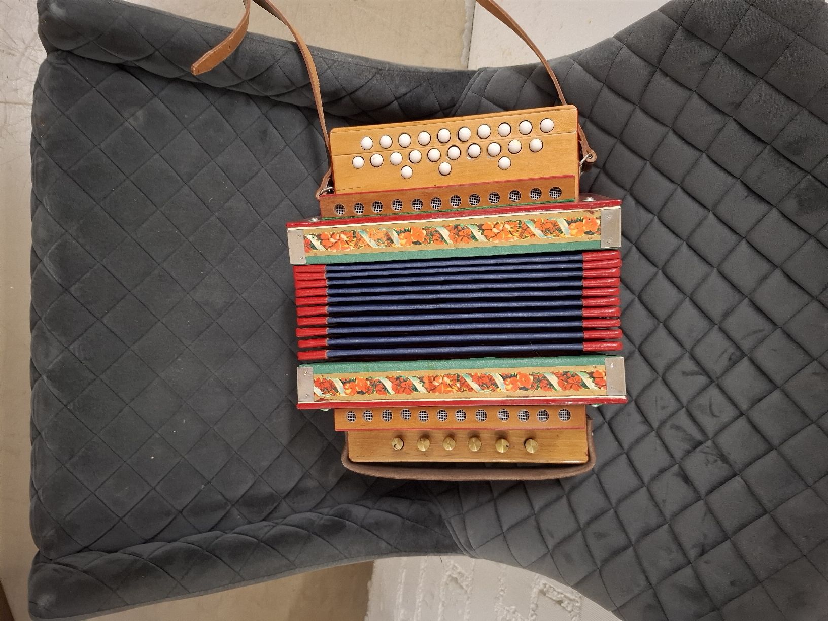 Musikinstrumente: schwyzerorgeli – Gebraucht aus Villeneuve von BibiVintage 9