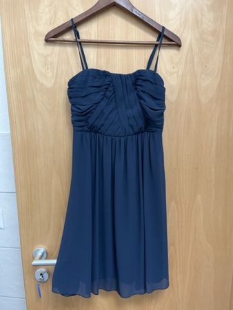 Cocktailkleid dunkelblau mit Spaghettiträgern Grösse S