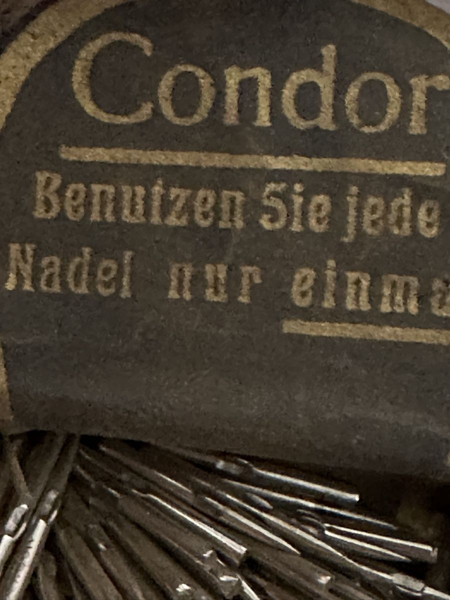 Plattenspieler: Grammophon Nadeln – Gebraucht aus Herbriggen von Sehrazade 4