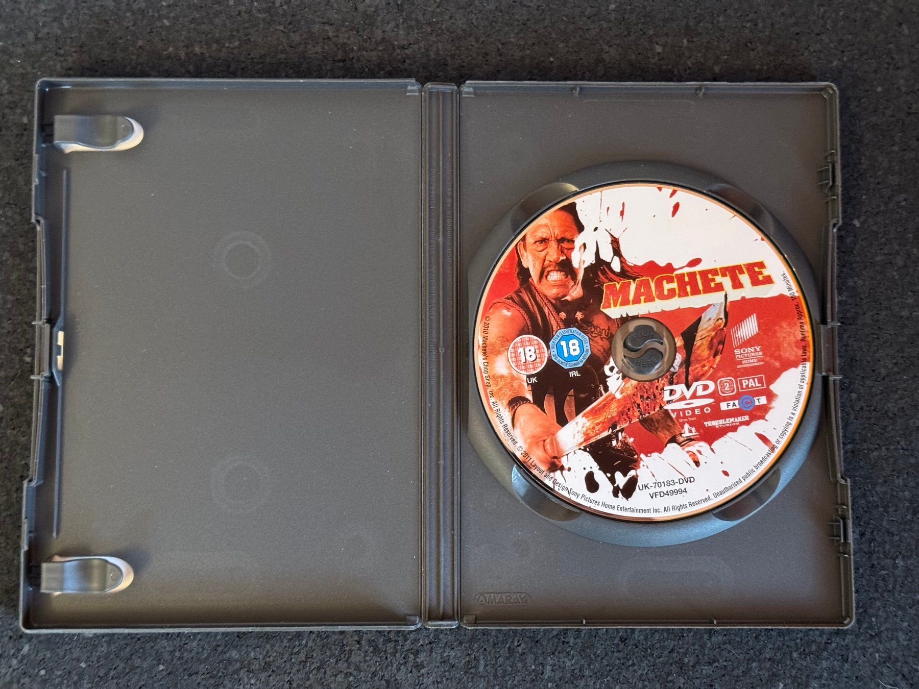 Tutti i DVDs: MACHETE DVD EN Robert Rodriguez Film – Usato da Fribourg venduto da tschjoly 4