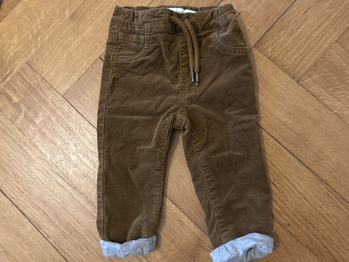 Lotti & Set di vestiti: Kashmir Pulli mit gefütterter Hose, 3-6 Monate – Usato da Zürich venduto da lau_zb7c 4