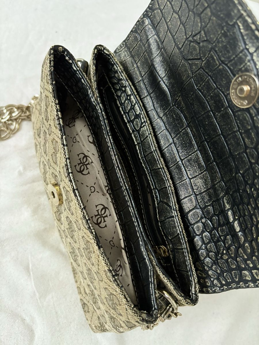 Guess Taschen für Damen: Sac à main Guess doré – Neu (gemäss Beschreibung) aus Moudon von TigerrrEye 4