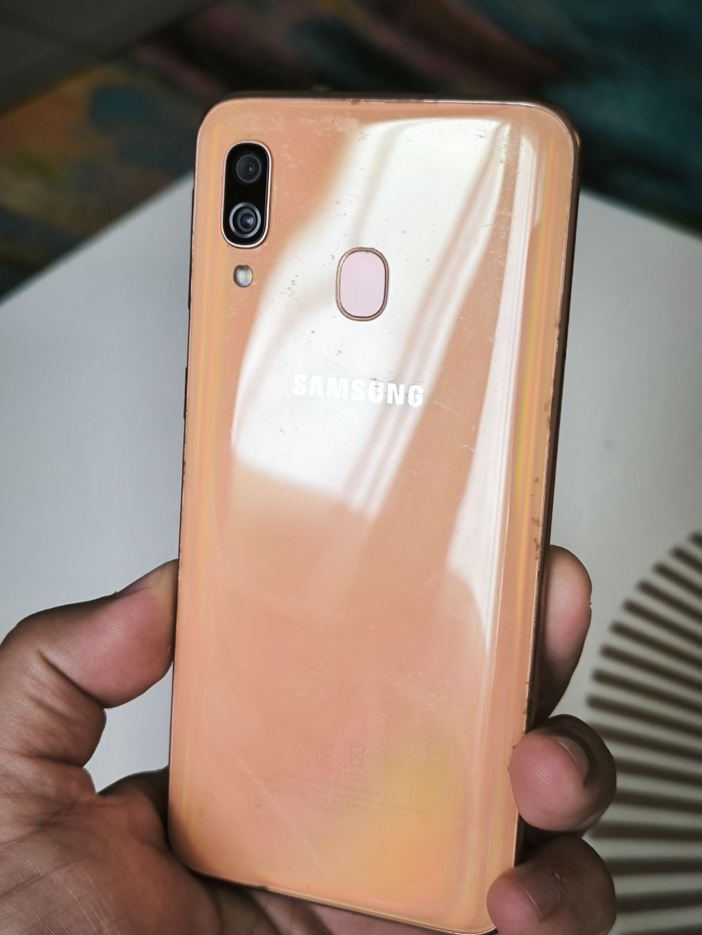 Samsung Telefoni cellulari / Smartphones: Samsung Galaxy A40 bon état – Usato da Riaz venduto da vanucaptures 5