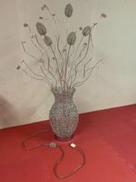 Stehlampe im Blumenstrauss Design aus Drahtgeflecht