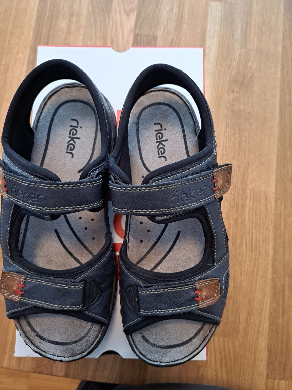 Rieker Scarpe da uomo: Sandalen von Rieker Gr 41 – Usato da Kloten venduto da Buki-Sneki 1