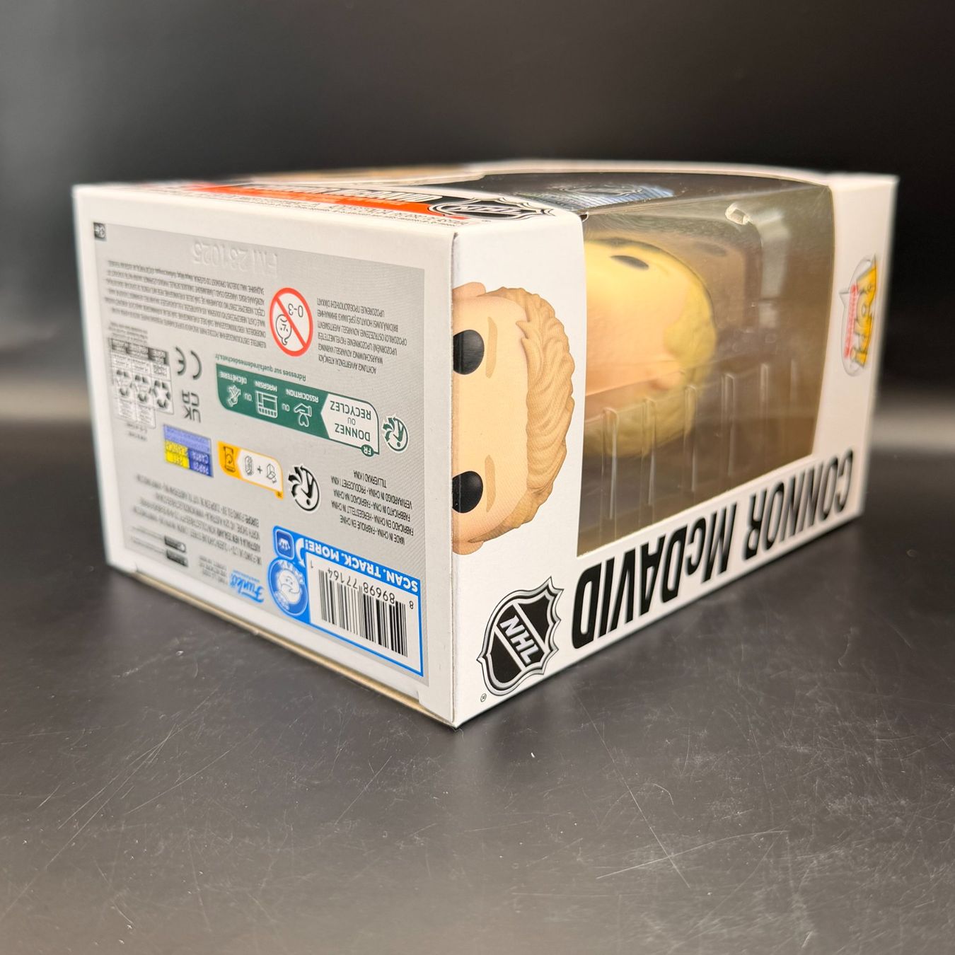 Funko Statuette: Funko Pop! NHL Connor McDavid 94 – Usato da Düdingen venduto da Nerdworld 3