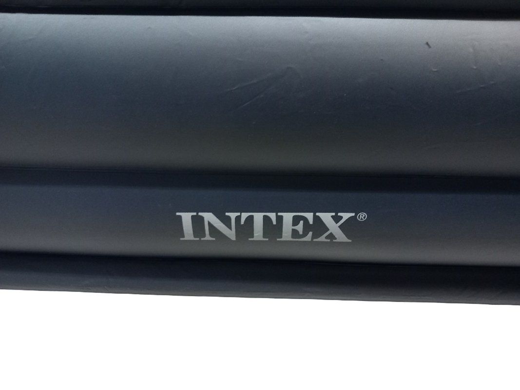 Materassi: INTEX Luftmatratze – Usato da Hünenberg venduto da Restwert_Zug 3