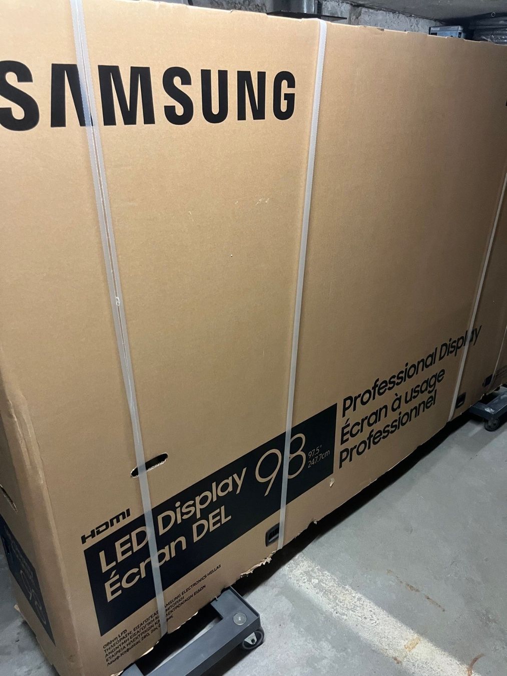 Samsung Monitore: Samsung Professional Display QB98T – Neu und originalverpackt aus Onex von fbellocpuntocom 1