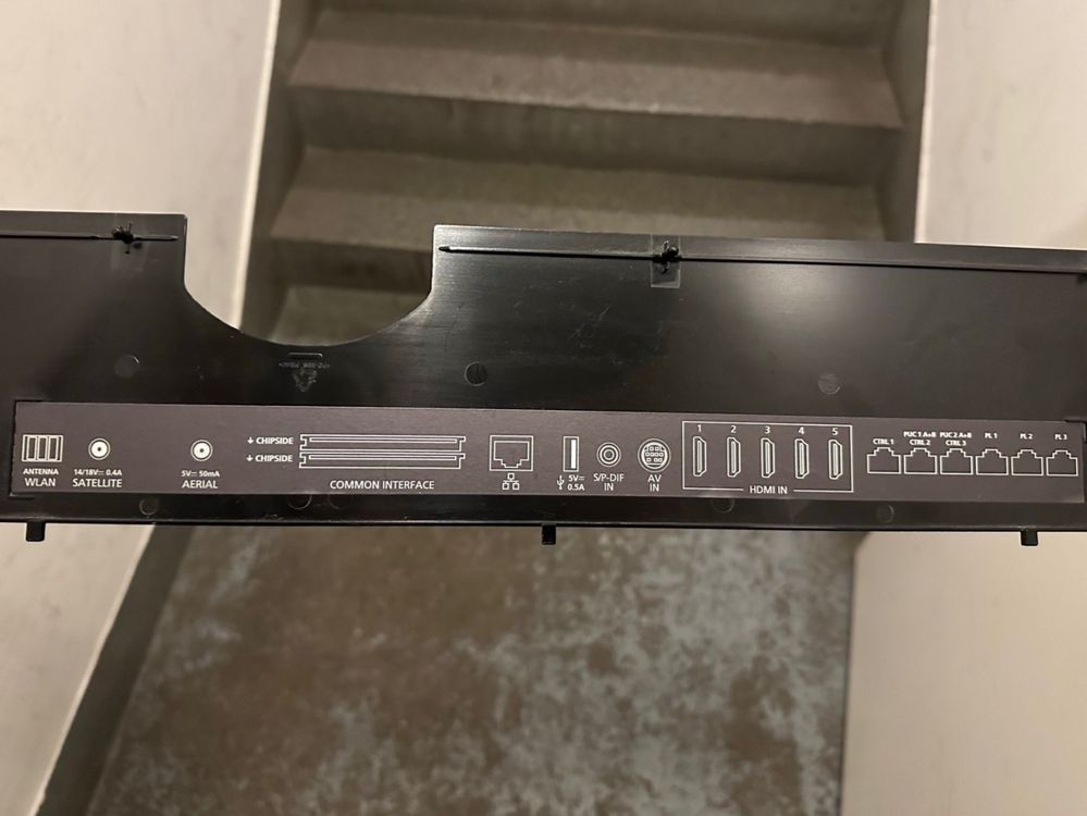 BANG & OLUFSEN Beoplay V1-32 Weiß EUR 989,00 - FR