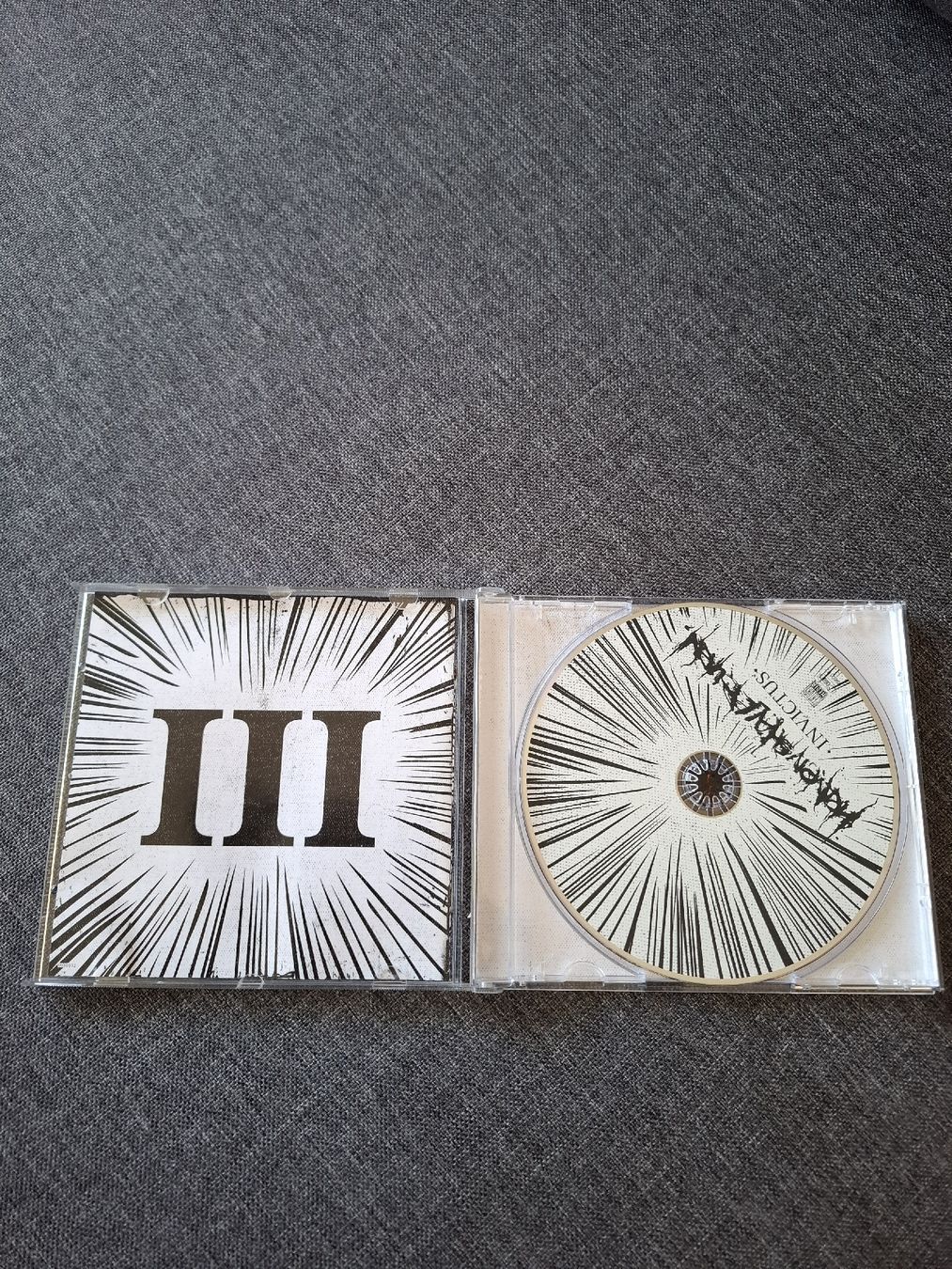 CD: Heaven shall burn - invictus – Usato da Biberist venduto da HarleySeventyTwo 1