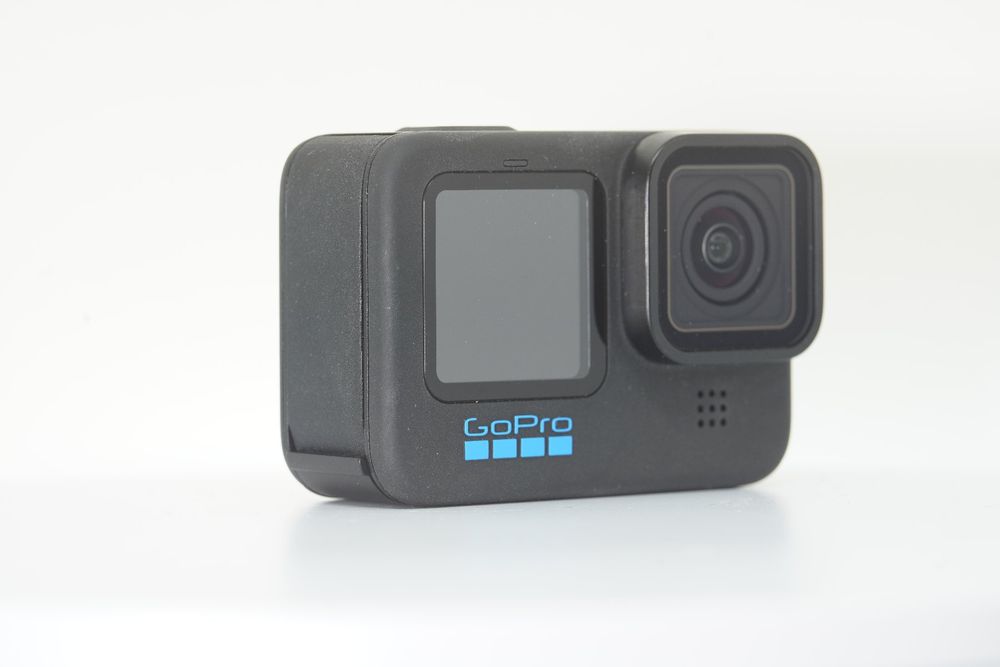 GoPro Hero 10 Black + Samsung 128 GB SD card Kaufen auf Ricardo