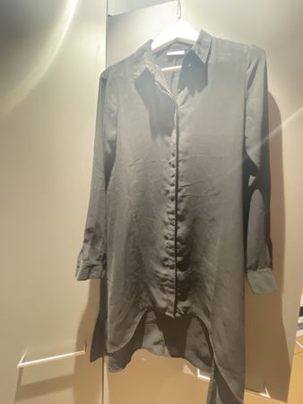 Lange schwarze Bluse von Only, Gr. S
