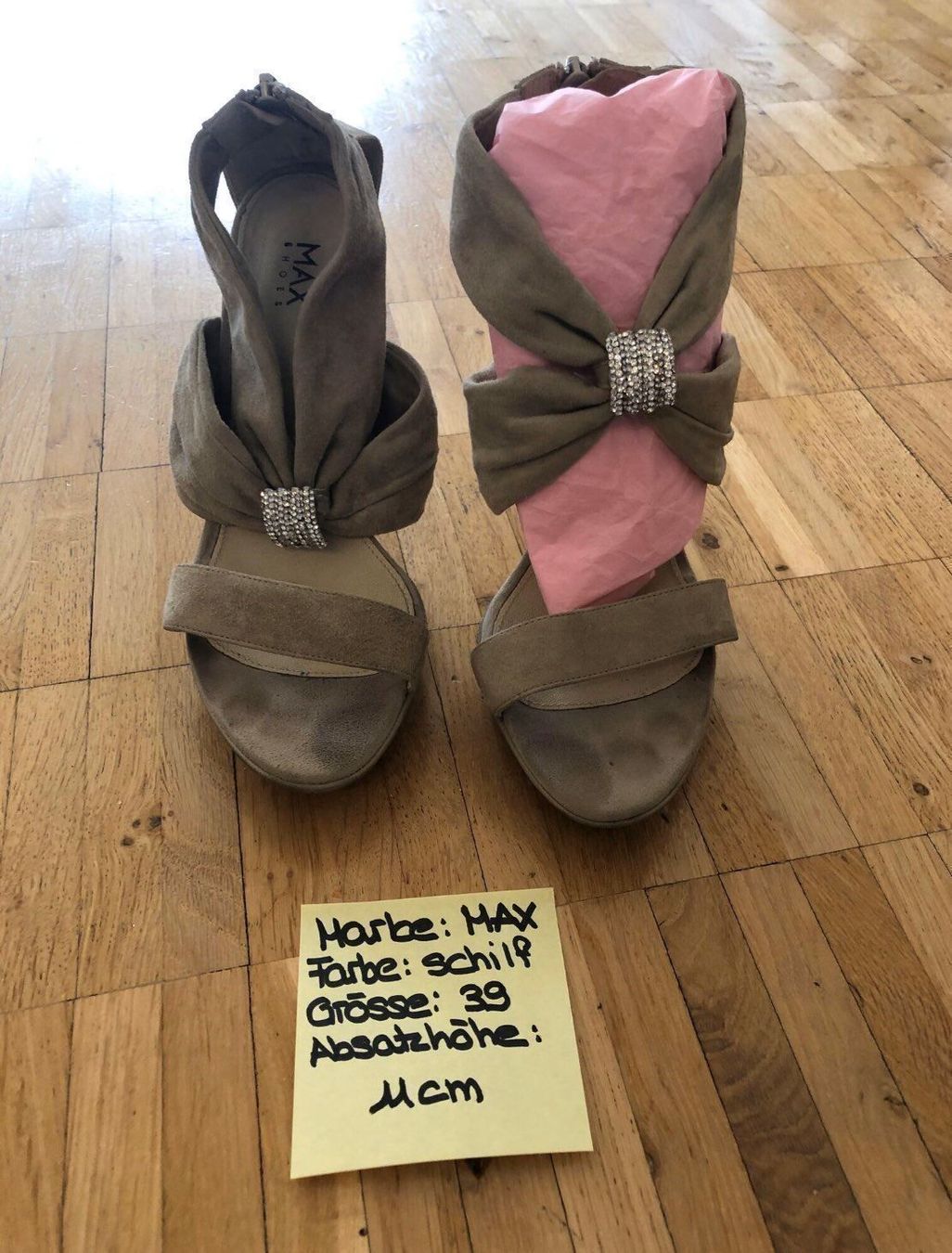 Scarpe da donna: High-Heels - Farbe schilfgrün – Usato da Bern venduto da Lexis6