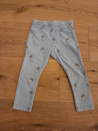 Dünne Jeanshose Gr. 86