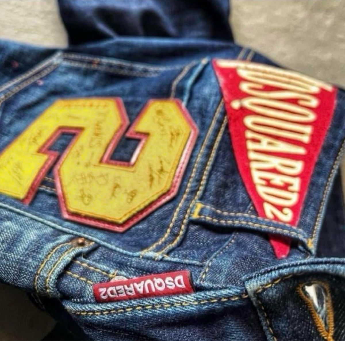 Dsquared2 Jeans: Dsquared2 Patch jeans uomo 44 – Gebraucht aus Mendrisio von fly_9wzx