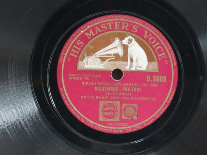 Dischi in vinile: Schellack Artie Shaw Indian Love Call / Nightmare – Usato da Eschenbach SG venduto da Astalavista 4