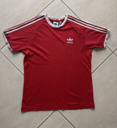 T-shirt Adidas rouge - Taille M - Super état!