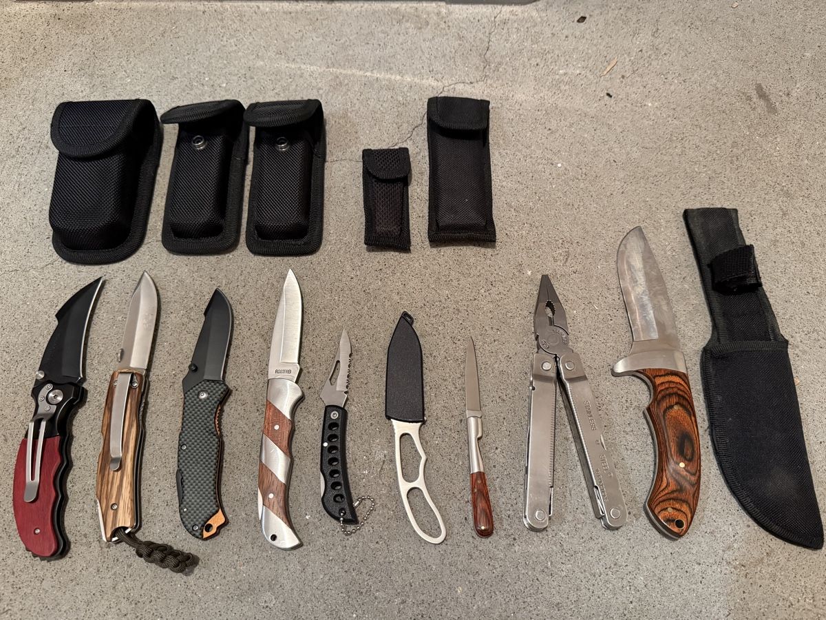 Couteaux de poche: Messer Sammlung – D'occasion à Dübendorf par Good10