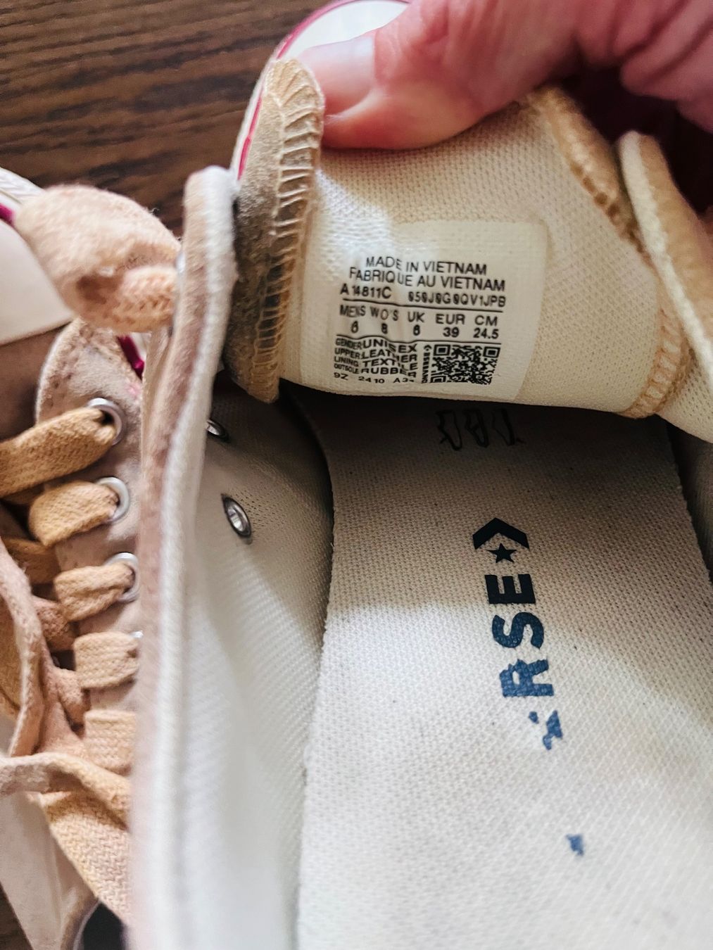 Scarpe da uomo: Converse in Wildlederoptik, Farbe beige – Usato da Hirzel venduto da smunoz 1