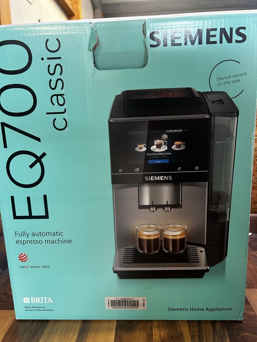 Machine à café Nespresso Vertuo en bon état de marche (Gebraucht) in ...