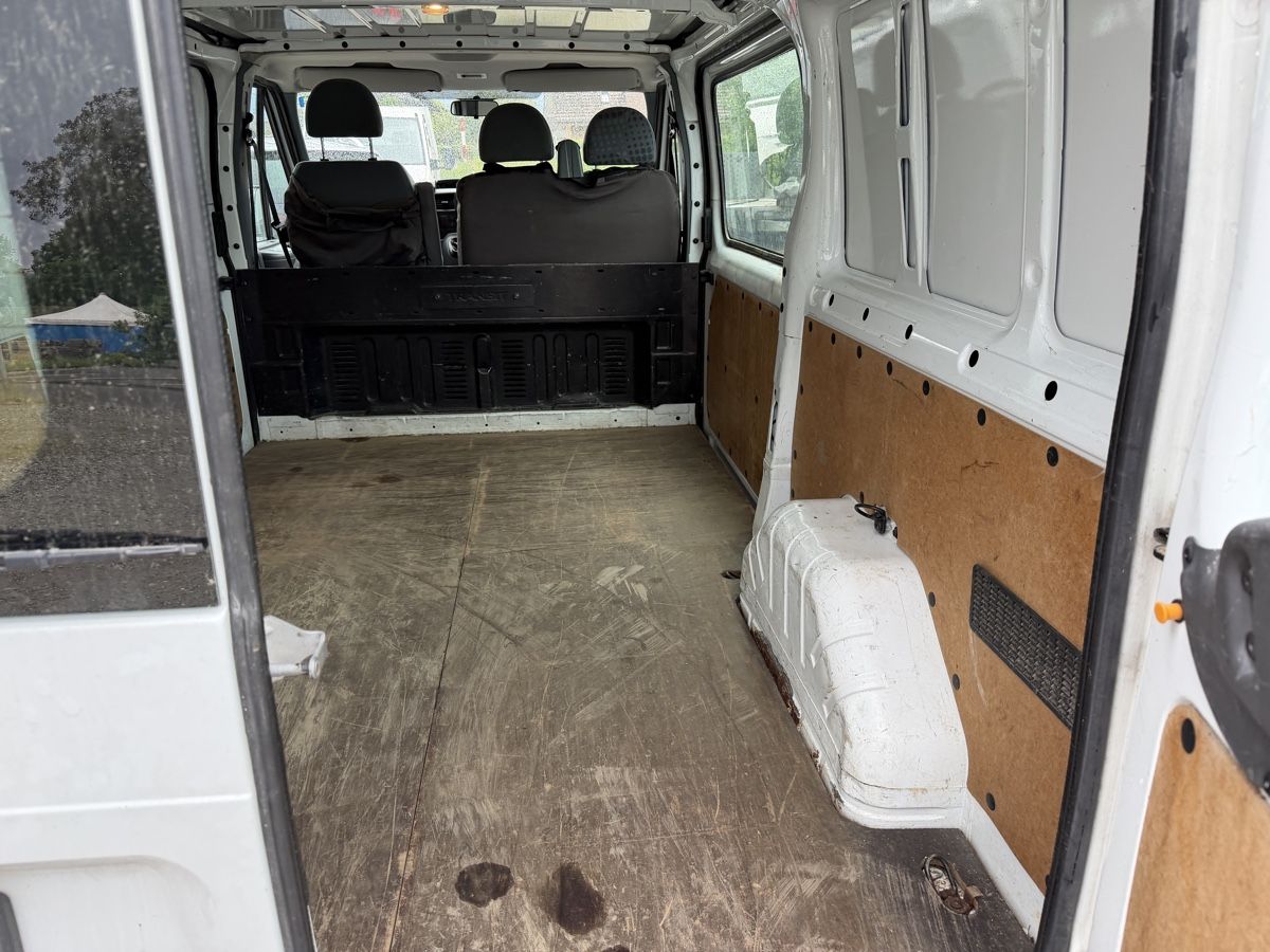 Ford Veicoli commerciali: Ford Transit 300M TDCi – Usato da Oberönz venduto da Xyz90 4