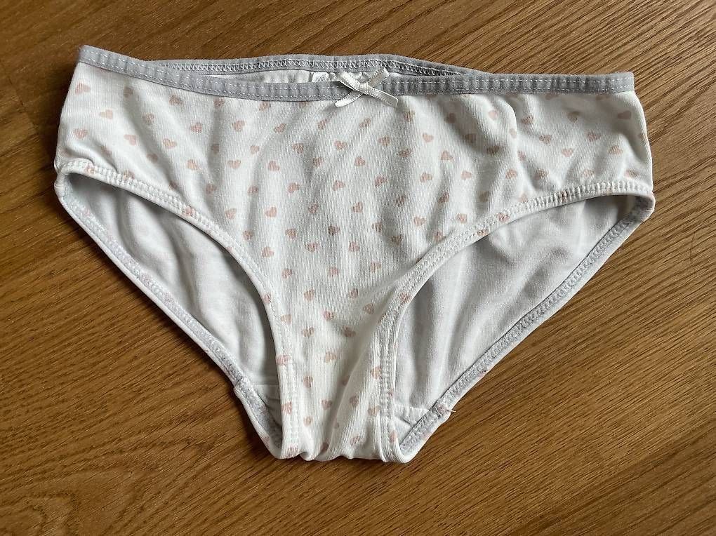 Biancheria intima: Unterhose Mädchen Gr. 110/116 – Usato da Rubigen venduto da lia_dwd7 2