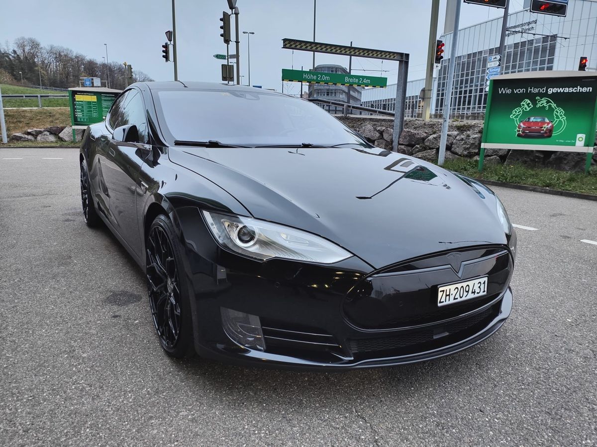 Tesla Automobili: Tesla Model S 85D FREE SUPERCHARGER – Usato da Zürich venduto da ZH77 1