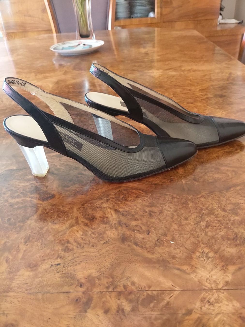 Bally Damenschuhe: Echtleder Bally Sandale 37 – Gebraucht aus Zürich von katalinw 1