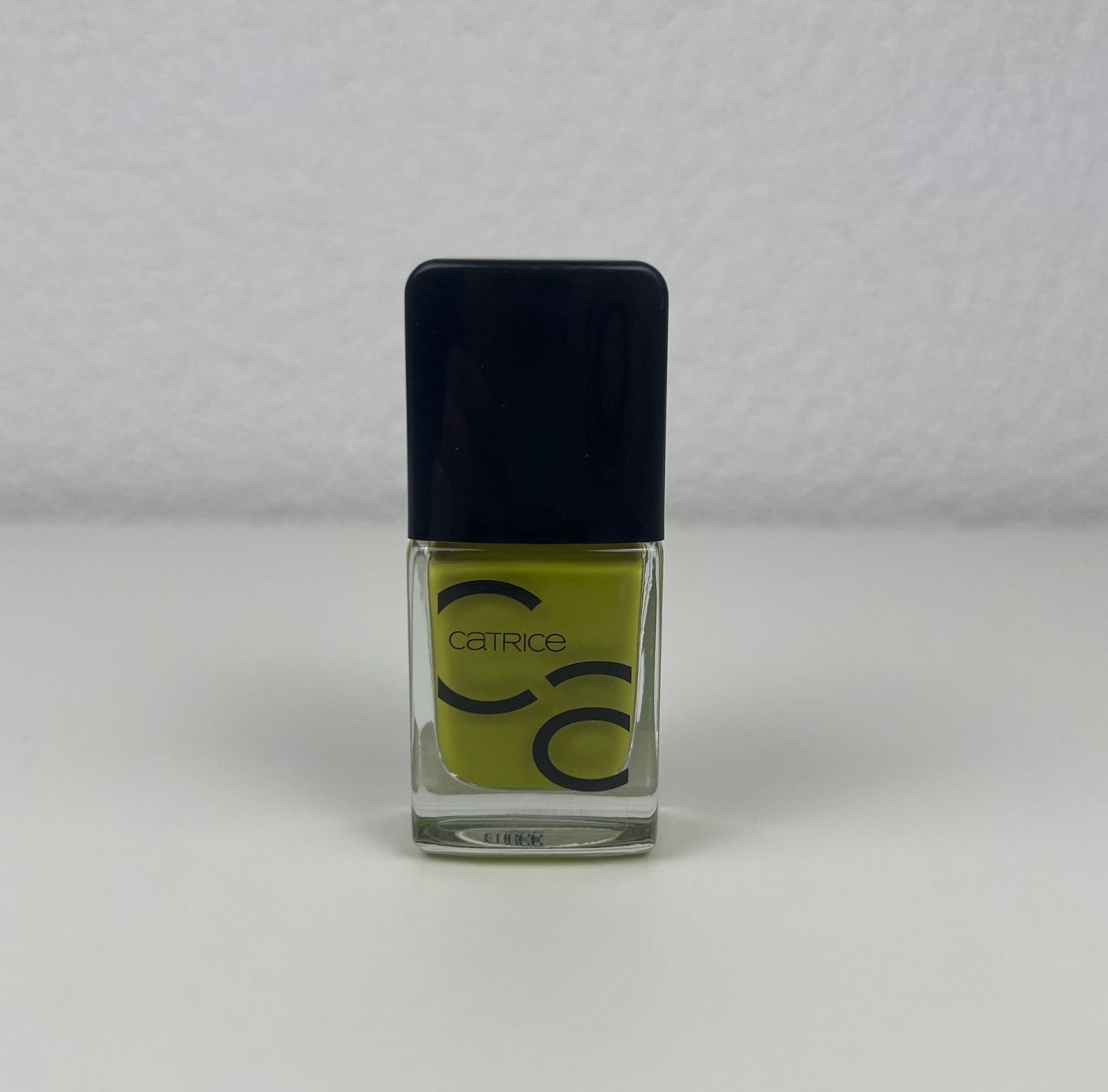 Autres soins du corps: St. Tropez Gesichtsspray & Catrice Duftspray & Nagellack – Neuf avec emballage d'origine à Stein am Rhein par Moons_of_Saturn 5