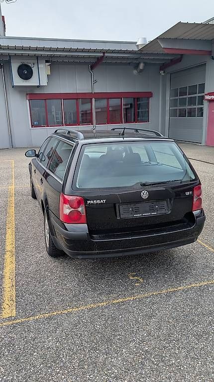 Automobili: VW Passat 1.8T – Usato da Selzach venduto da kvnrcs