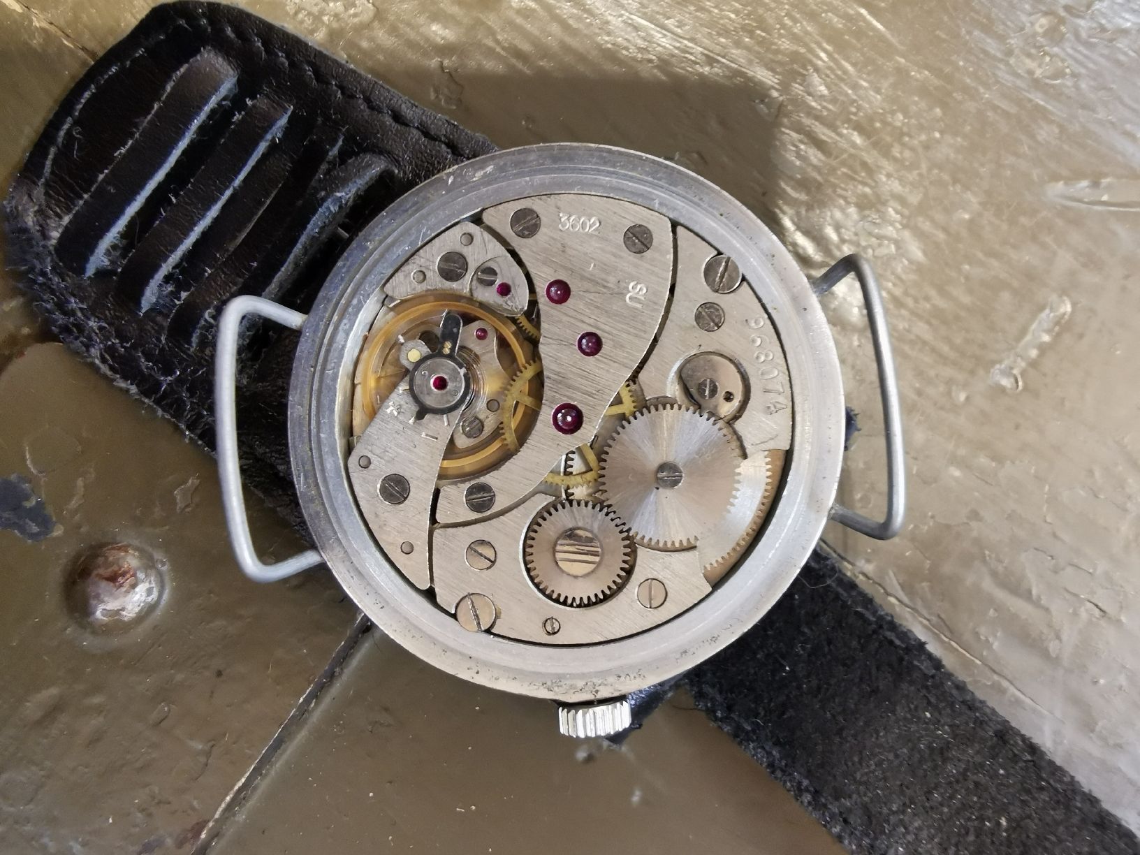 Orologi: Montre mécanique Luftwaffe – Usato da La Place (Ayent) venduto da s4c4 1