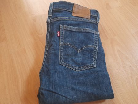 Jeans Levi's 510 blau W33 L32