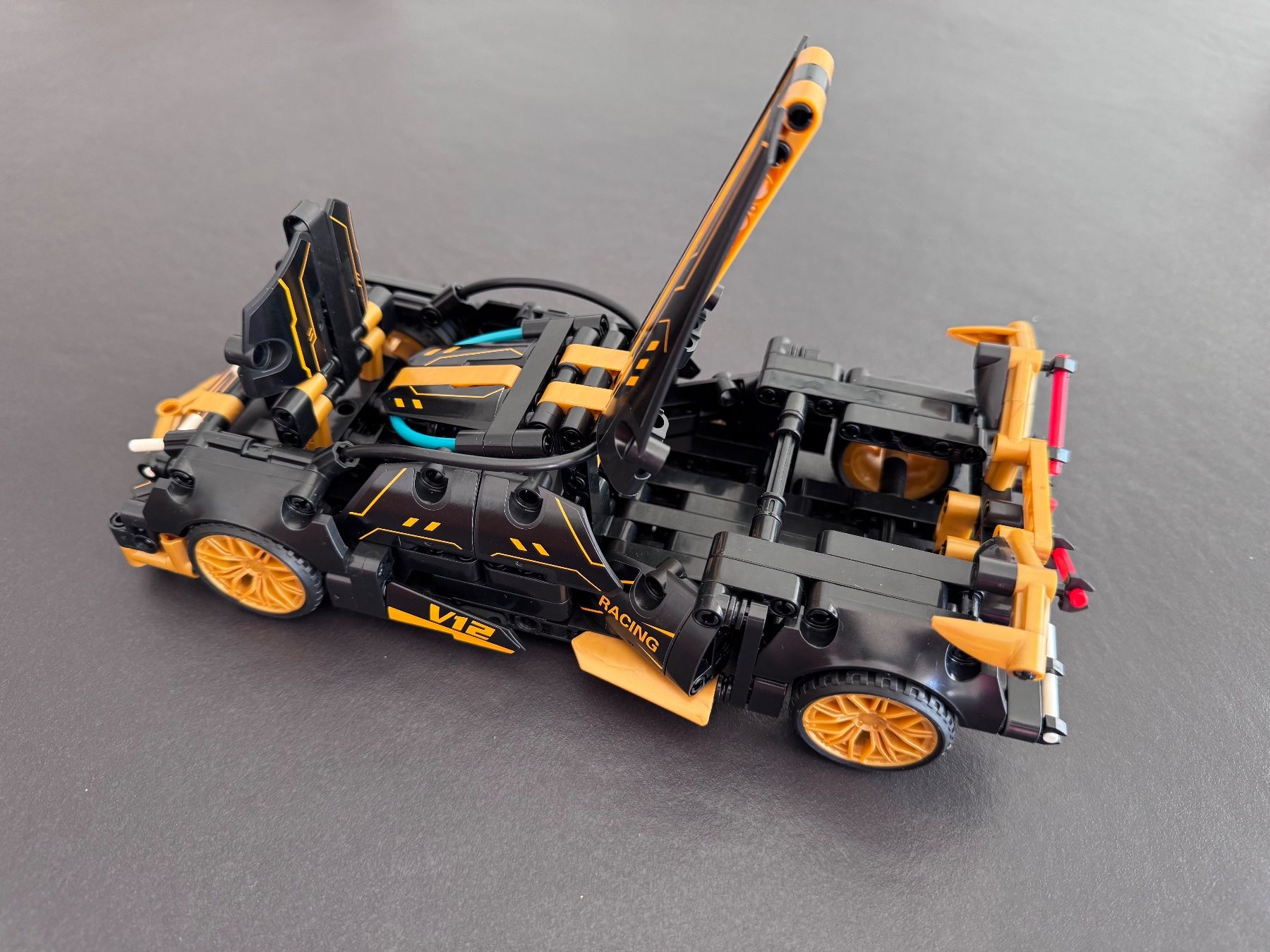 Giocattoli: LEGO Technic Auto, Cooler Renner, Top Zustand! – Usato da Bern venduto da Ra79 6