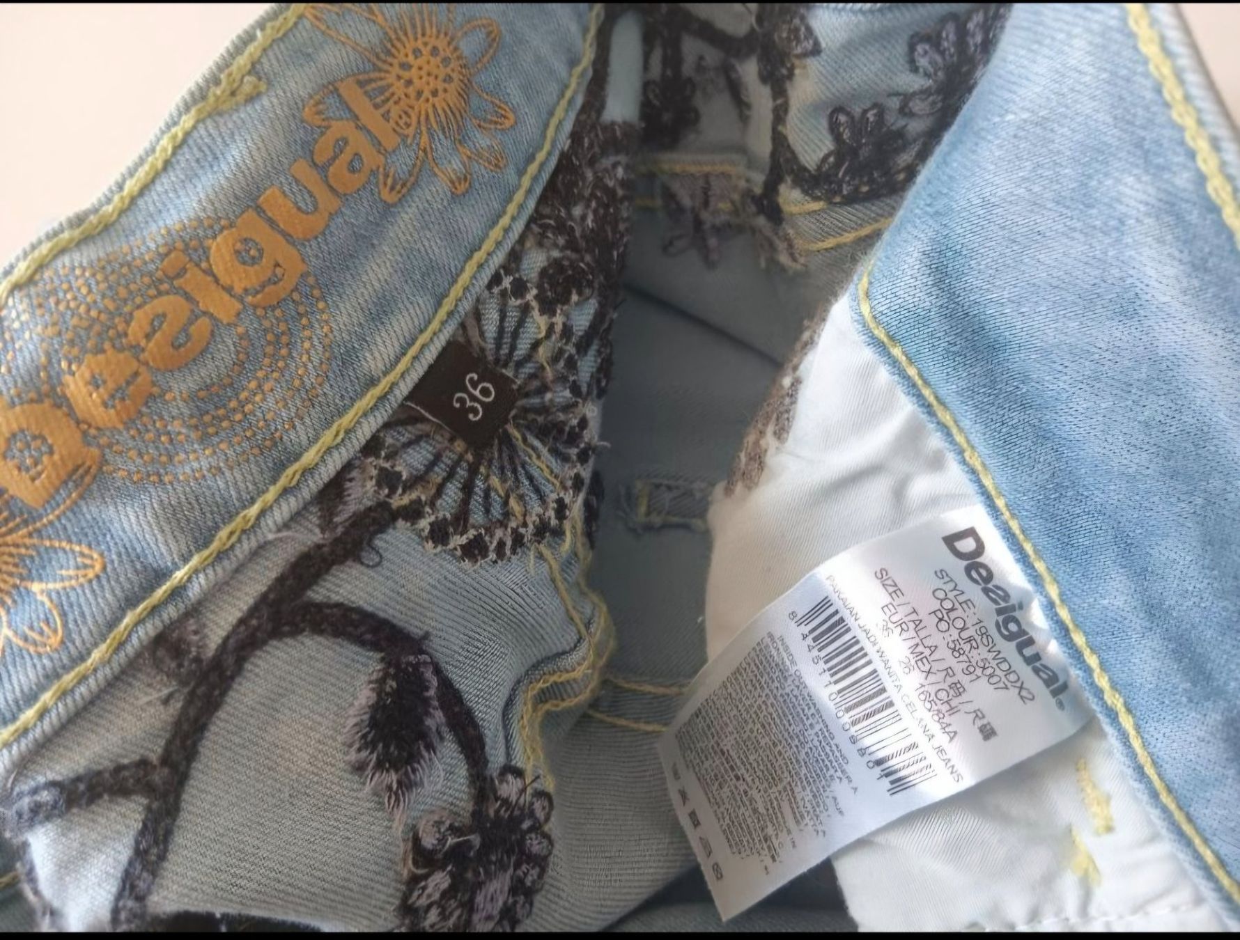 Desigual Jeans: DESIGUAL Jeans, Gr. 36 – Usato da Wynigen venduto da La_Talpa 9