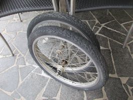 2 Velo Anhänger Räder 20 Zoll