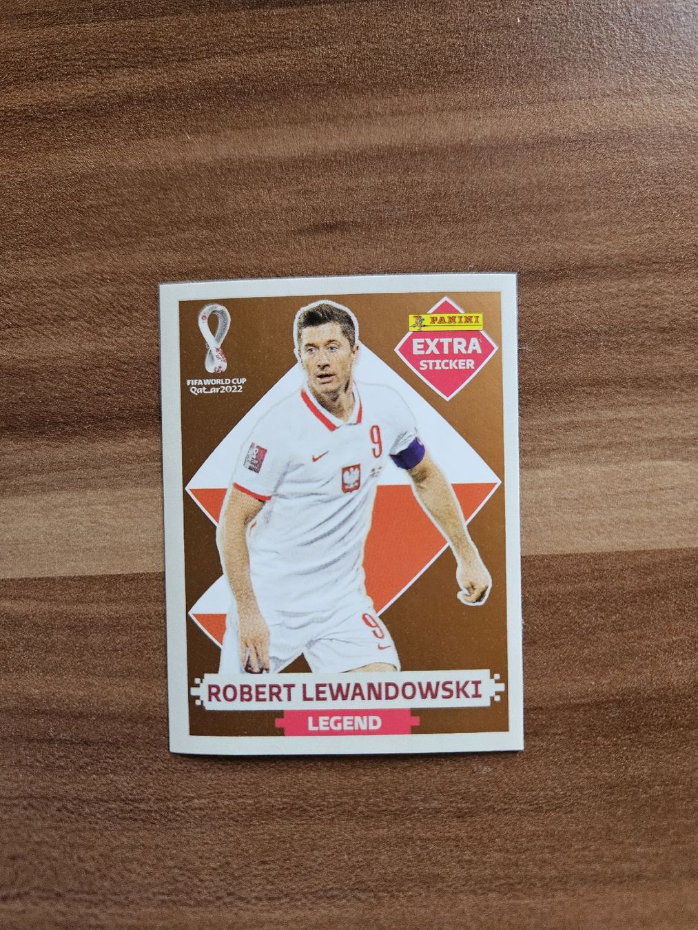 Panini Sammelbilder & Trading cards: Robert Lewandowski • EXTRA STICKER GOLD • WM 2022 – Neu und originalverpackt aus Schüpfheim von Tea-Rex