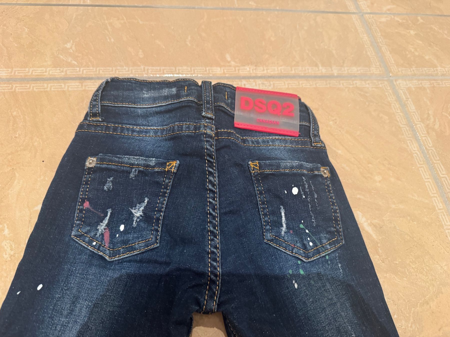 Pantaloni: Dsquared2 NWT Jeans, 4j 104 NP 169 Fr – Nuovo (secondo la descrizione) da Klingnau venduto da Markus14 8