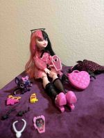 Poupée Monster High Draculaura avec accessoires