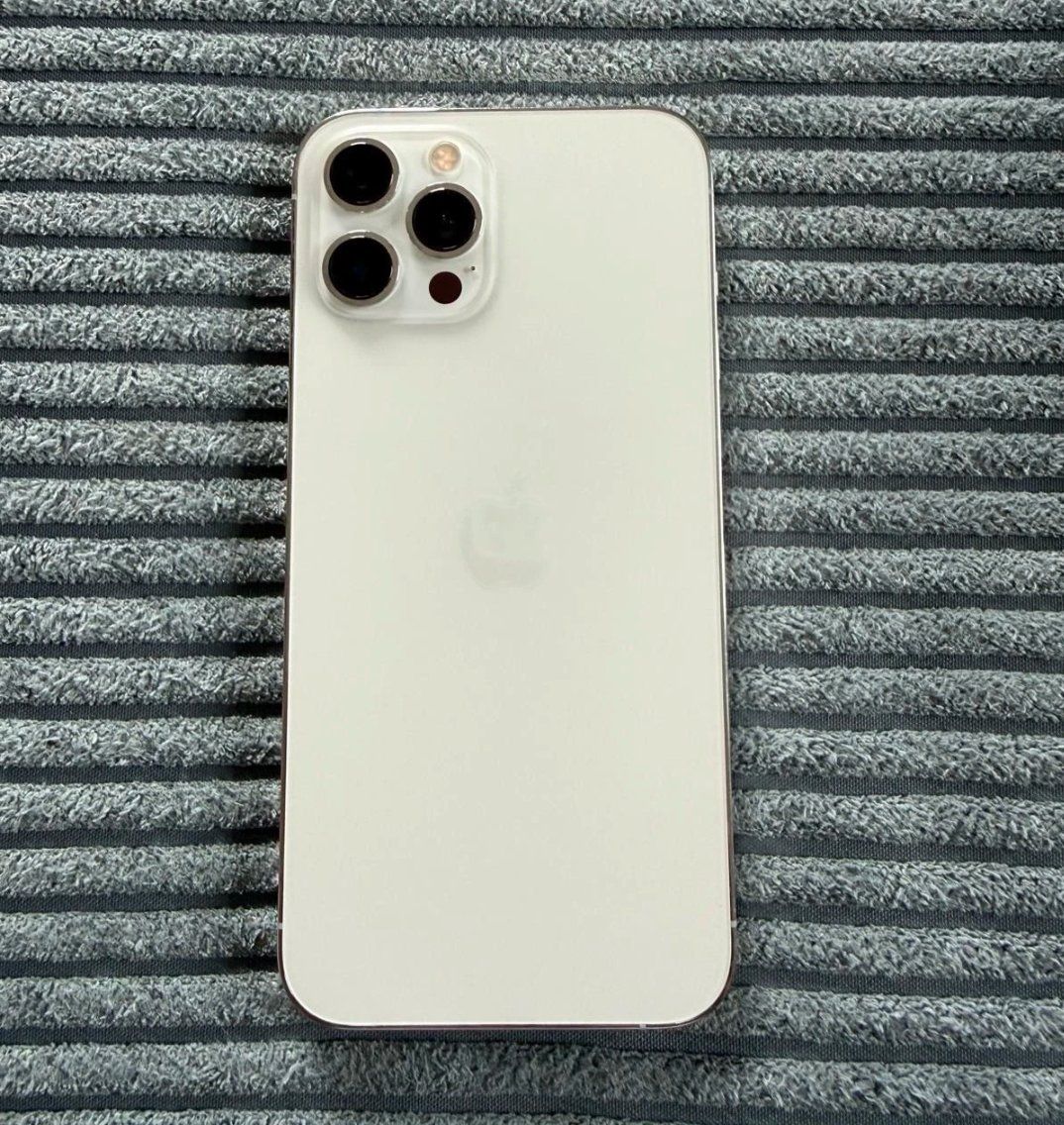 Apple Telefoni cellulari / Smartphones: iPhone 12 Pro Max (128GB) Akku 95% – Usato da Luzern venduto da Waince786 3