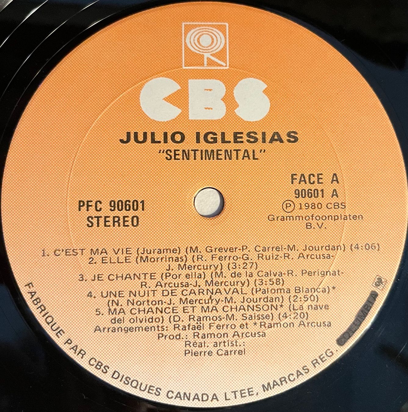 Vinyles: JULIO IGLESIAS - SENTIMENTAL - 33 Tours – D'occasion à Bussigny par vinyl-pas-cher 2