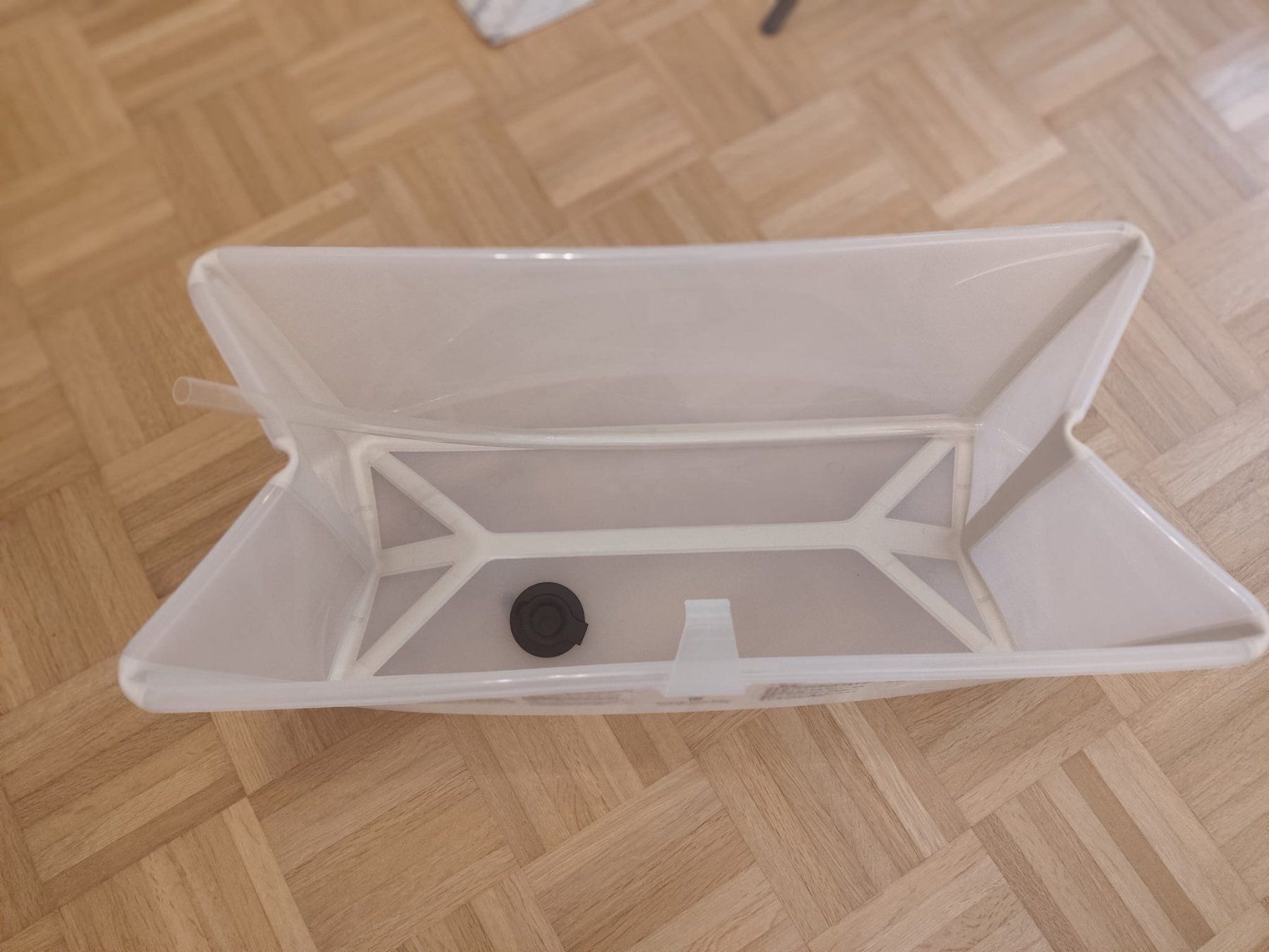 Stokke Baignoires: Baignoire bébé Stoke + Support – Défectueux à Palézieux par all_5hsl
